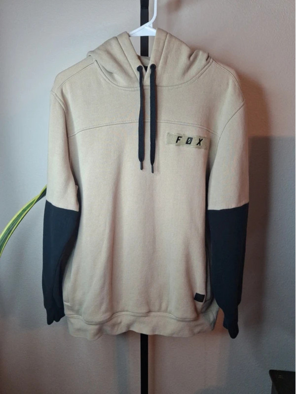 FOX Men's Pullover Hoodie size M